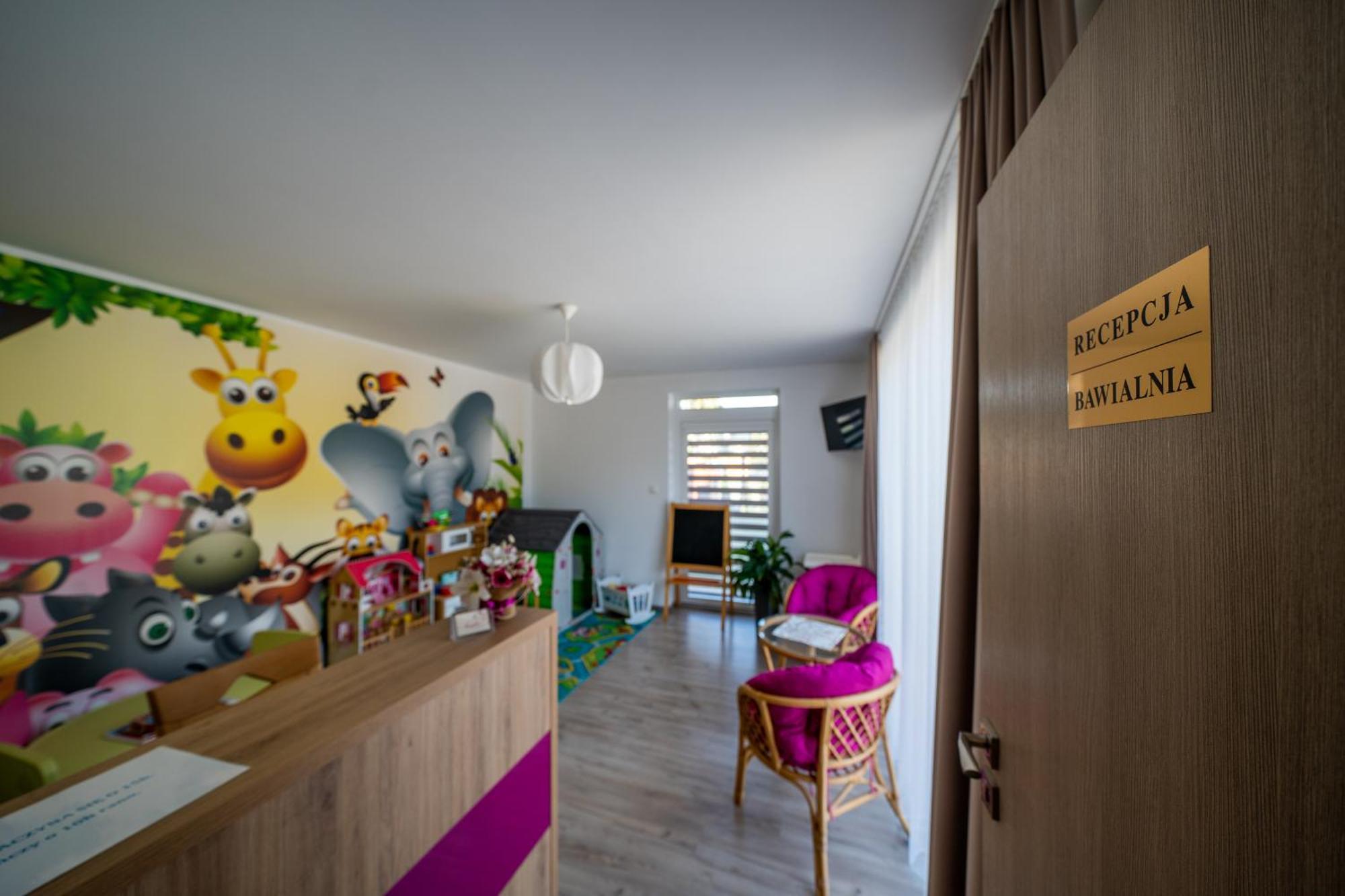 Magnolia Pokoje I Apartamenty เดบกี ภายนอก รูปภาพ